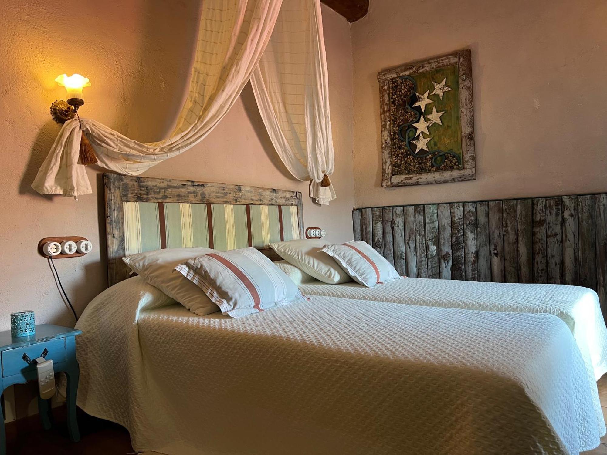 Les Vinyes Alojamiento Rural Boutique & Spa Vilardida Bagian luar foto